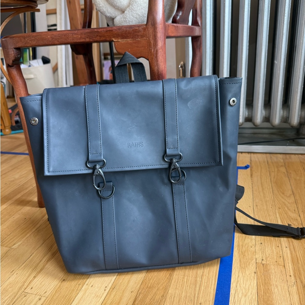 RAINS - MSN Mini Backpack in Navy